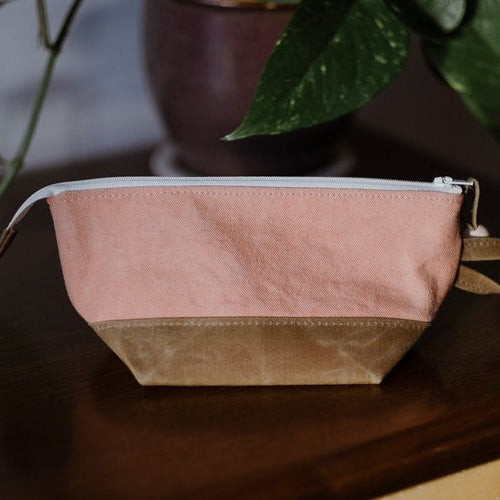 Baer Built Small zipper bag - pink/field tan