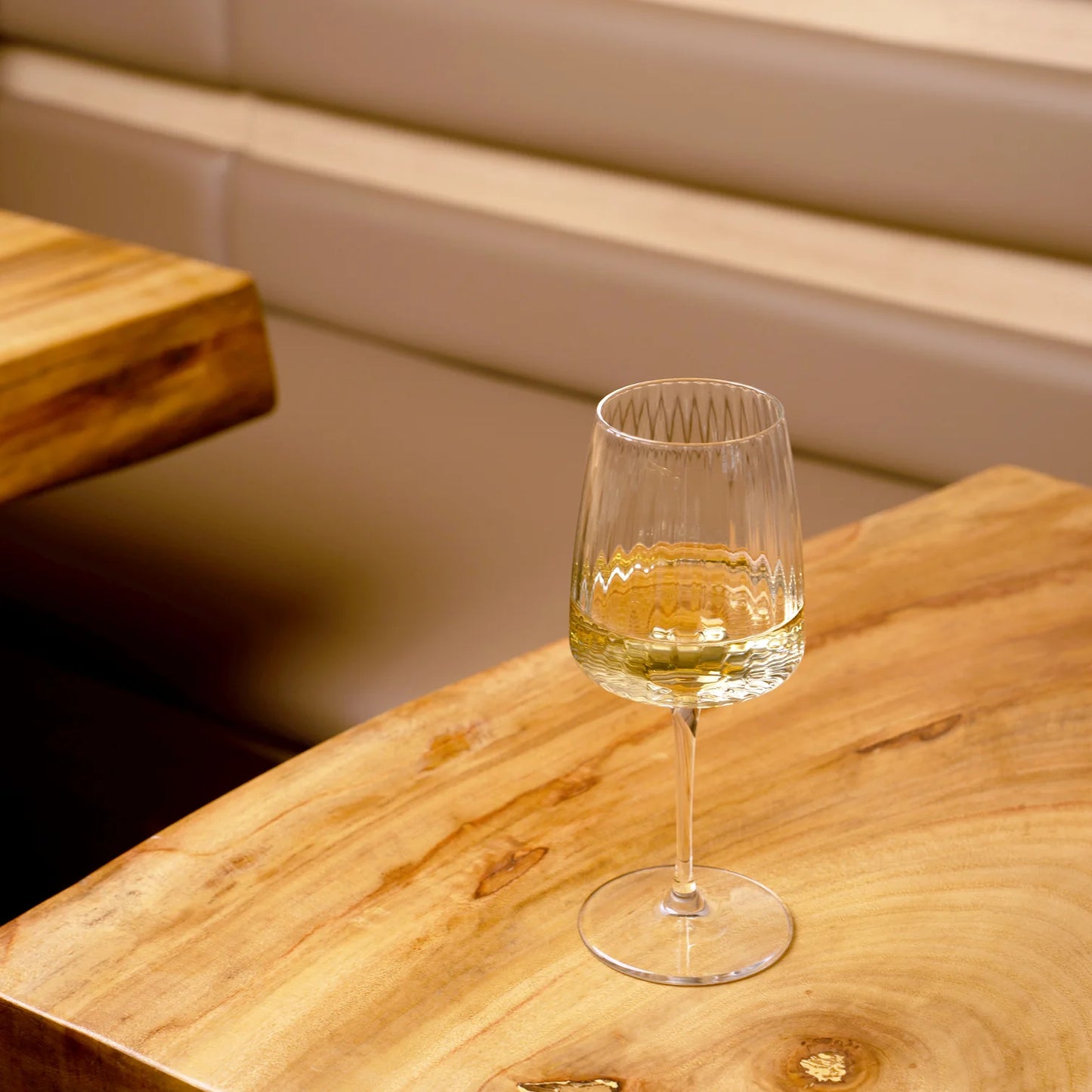 Exclusiva Chardonnay Wine Glass